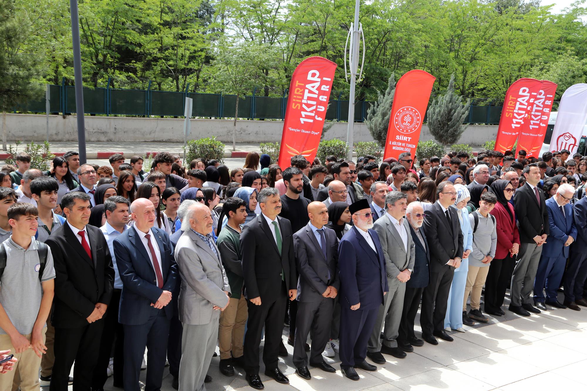 11. Siirt Kitap Fuarı “Gençler Okusun Diye” Sloganıyla Başladı